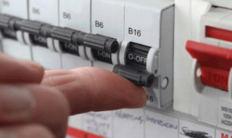 Làm sao biết Aptomat nhảy do rò điện? Dấu hiệu và cách kiểm tra